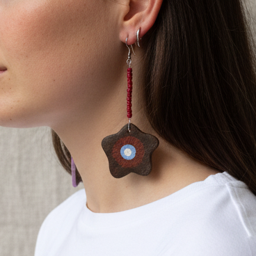 Pendientes burdeos